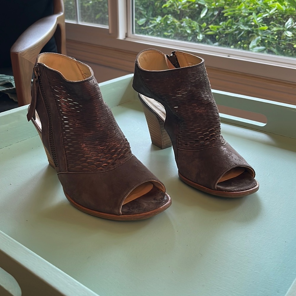 Paul Green sandals